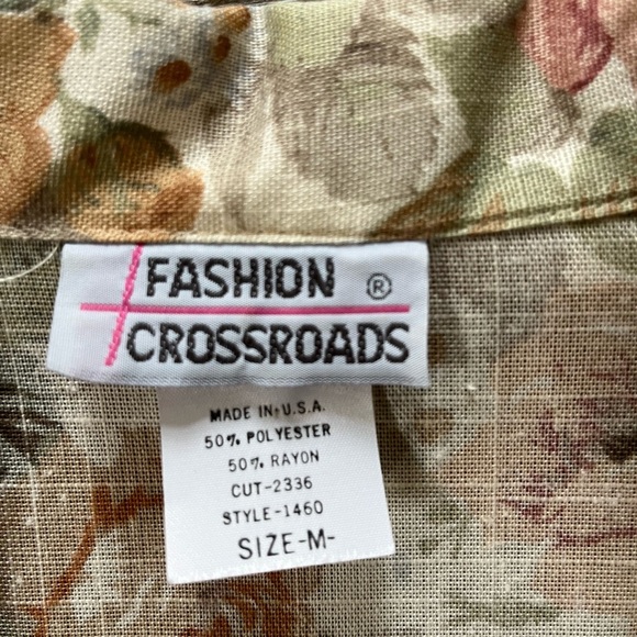 VINTAGE Fashion Crossroads Floral Womens Blazer Pink, Green, and Cream Medium - Picture 5 of 9
